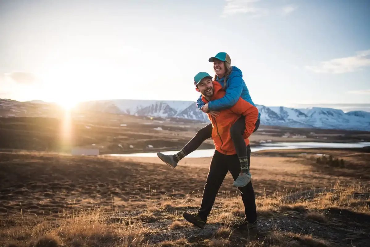 Couple on a private tour in Iceland